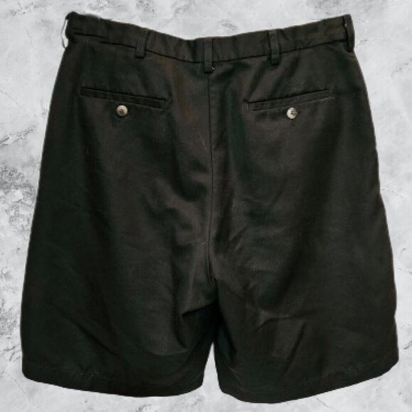 Haggar Mens Gabardine Flat Front Expandable Waist Casual Shorts - 34 - Picture 2 of 8